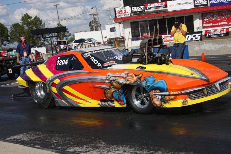 Drag Racing Car — Yellow, Active