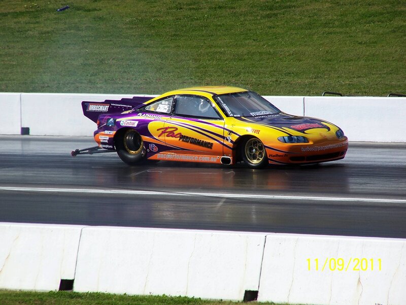 Drag Racing Car — Yellow