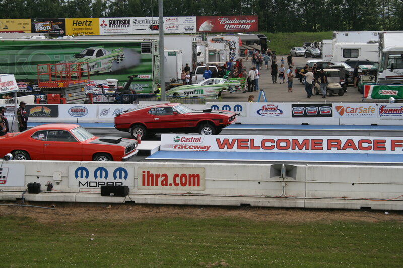 Drag Racing Cars — Red, Active, Afternoon
