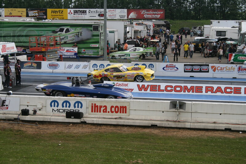 Drag Racing Cars — Yellow, Active