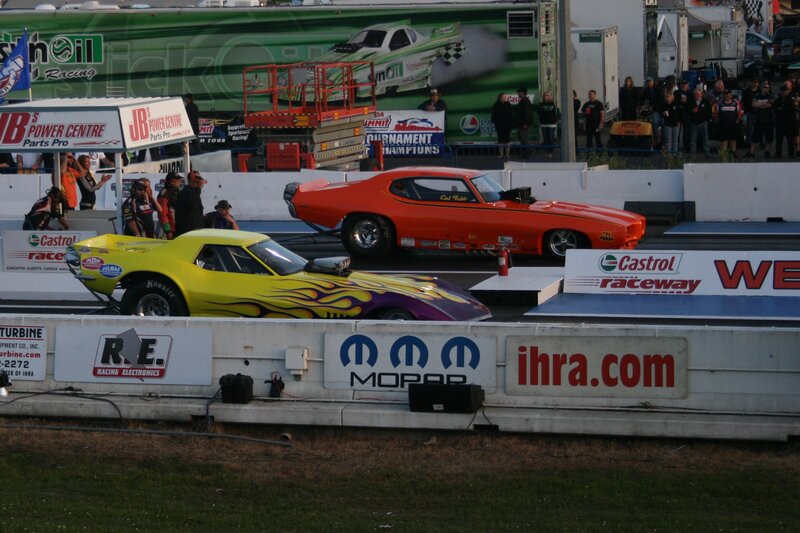 Drag Racing Cars — Yellow, Competitive, Sunset