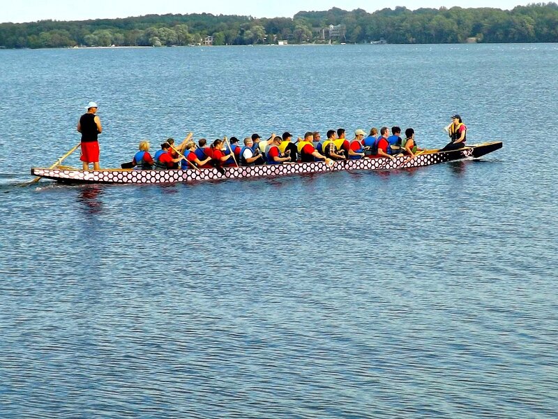 Dragon Boat Team — Blue, Calm