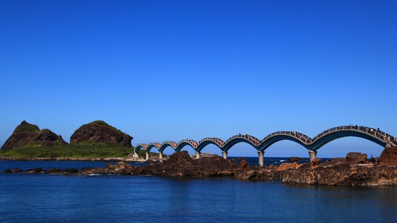 Dragon Bridge at Sea