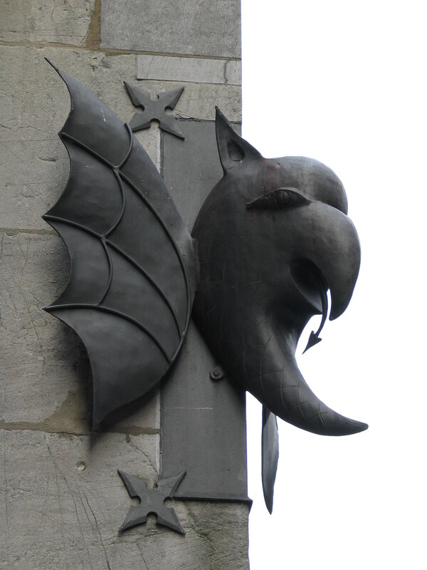 dragon head sculpture on wall