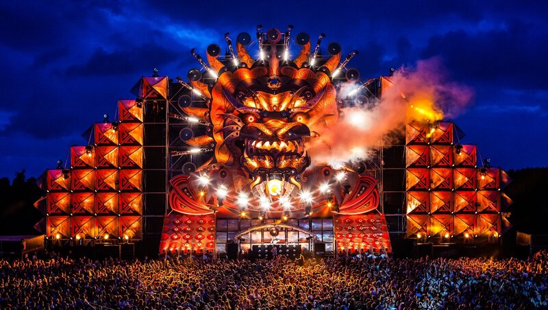 Dragon Stage at Festival