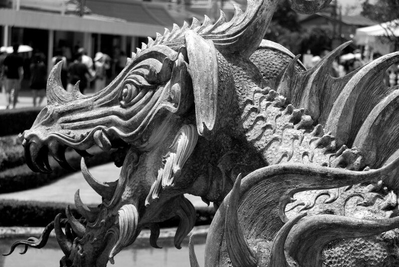 Dragon Statue Sculpture
