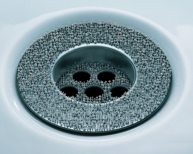 Drain with miniature crosses