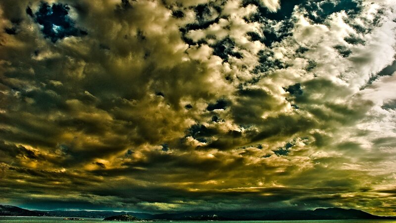 dramatic cloudy sky over water