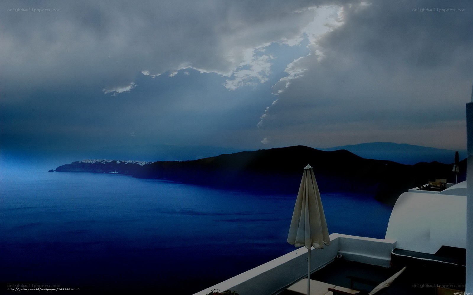 Dramatic coastal view at dusk