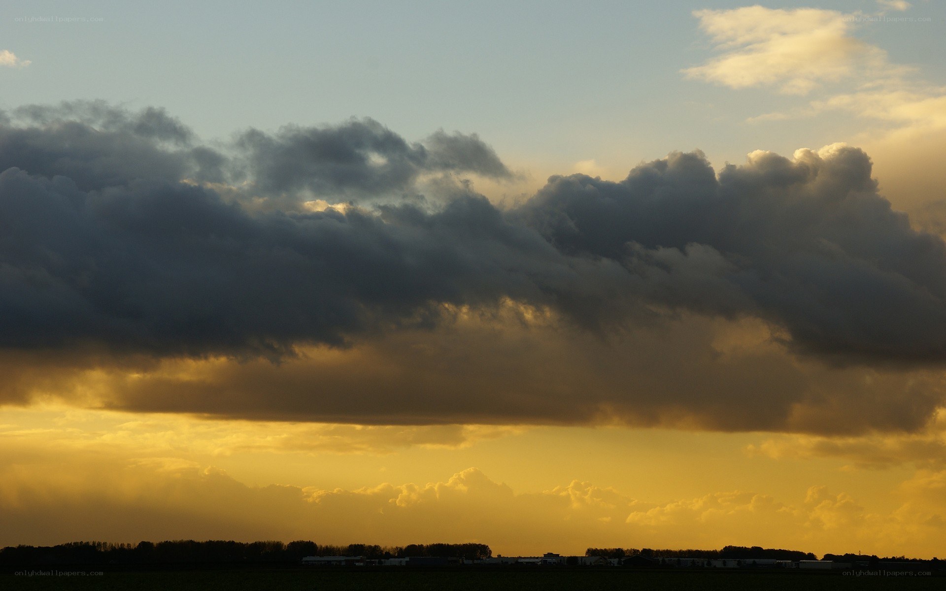 dramatic sunset clouds
