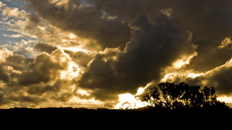 dramatic sunset clouds