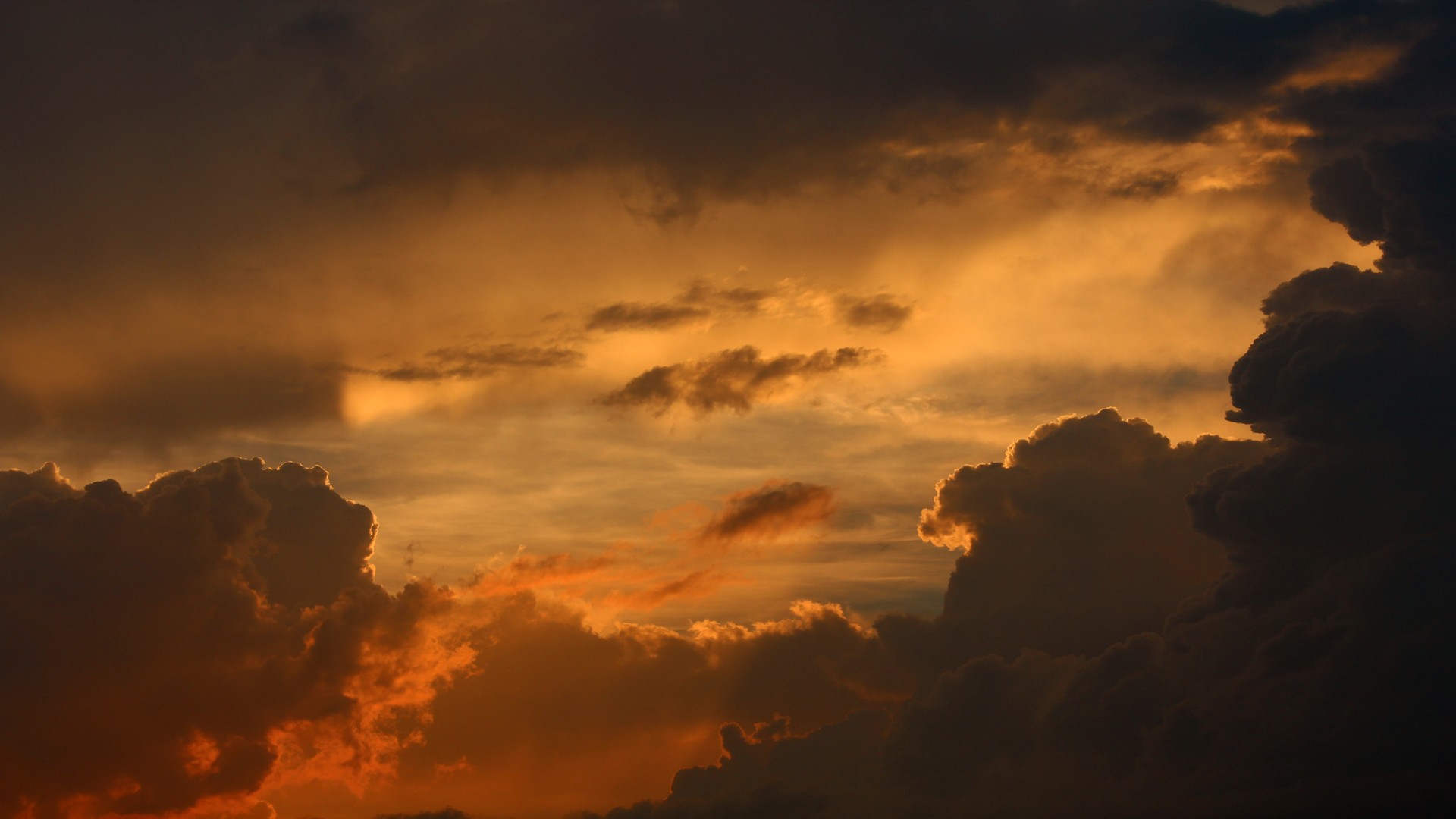 dramatic sunset clouds