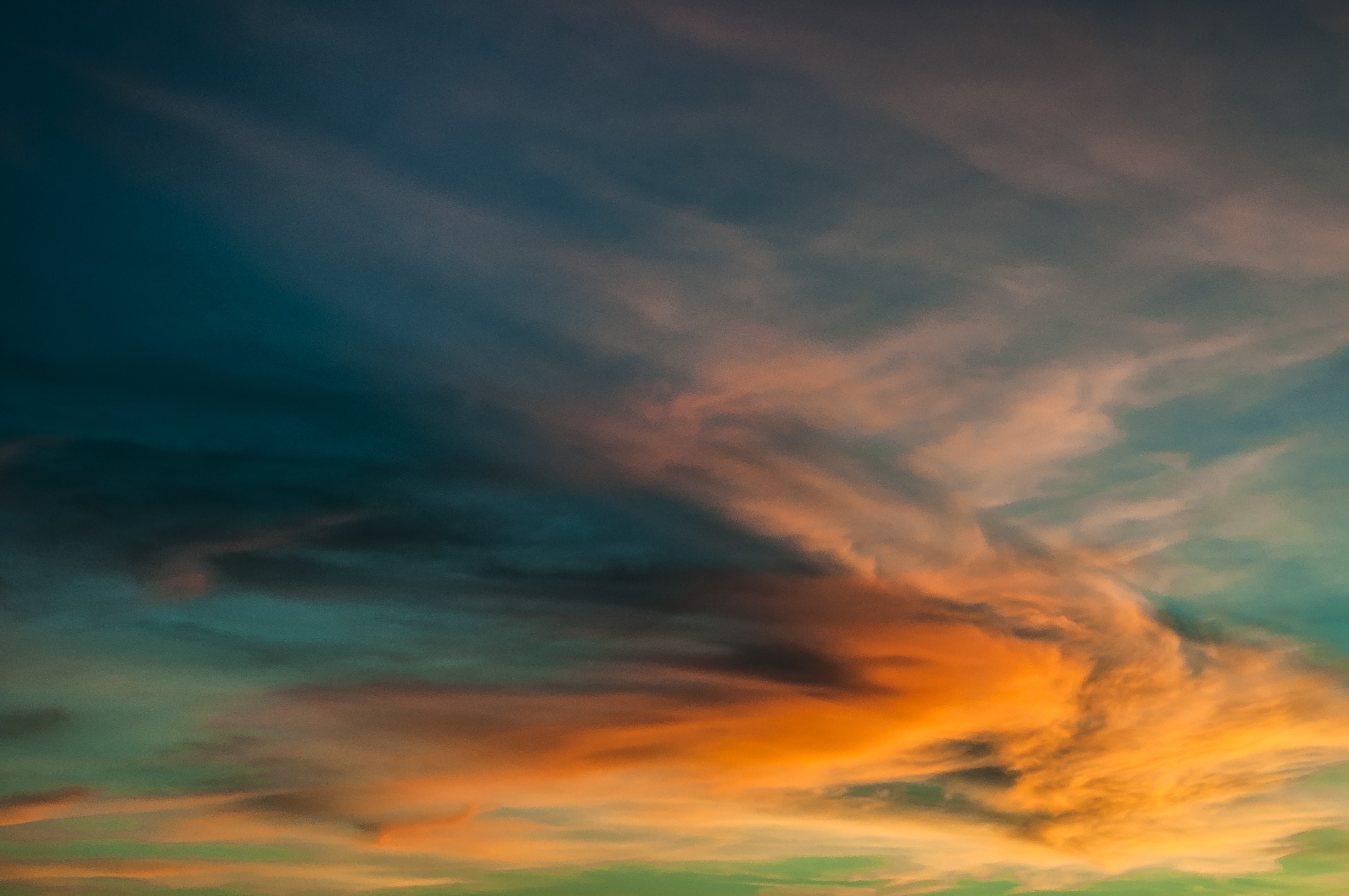 dramatic sunset clouds
