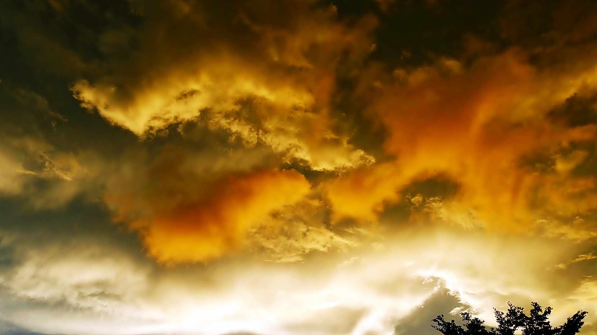 dramatic sunset clouds