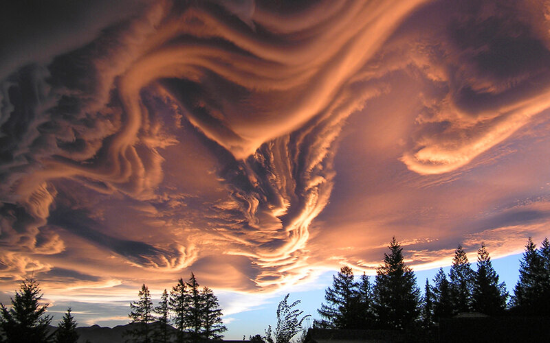 dramatic sunset cloudscape