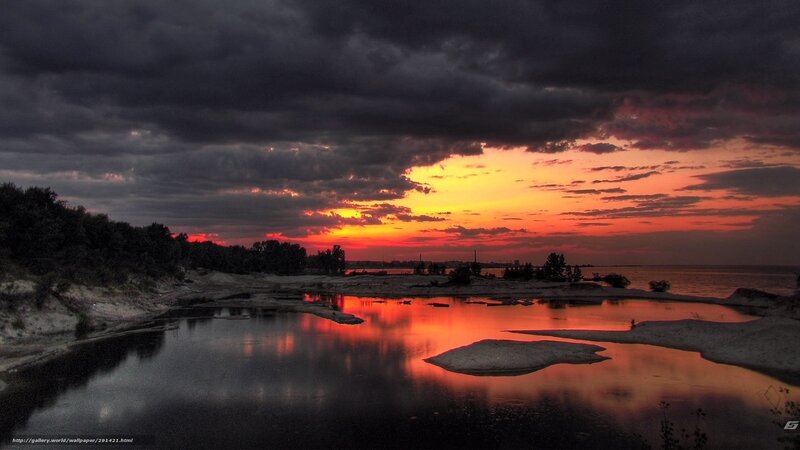 Dramatic sunset over water