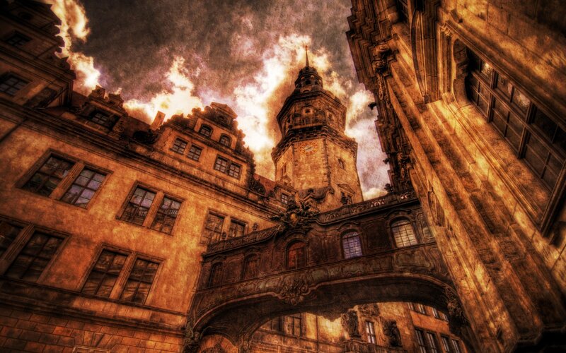 Dresden City Hall — Brown