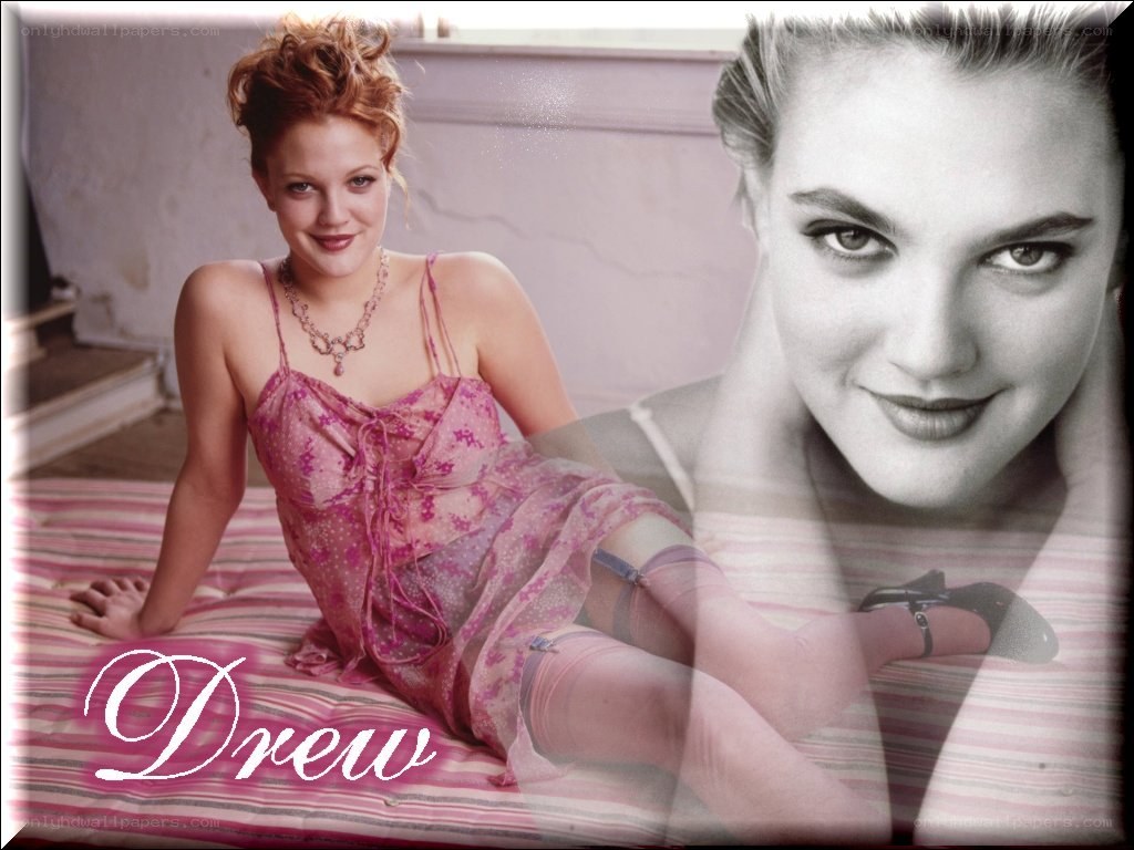 Drew Barrymore in pink dress
