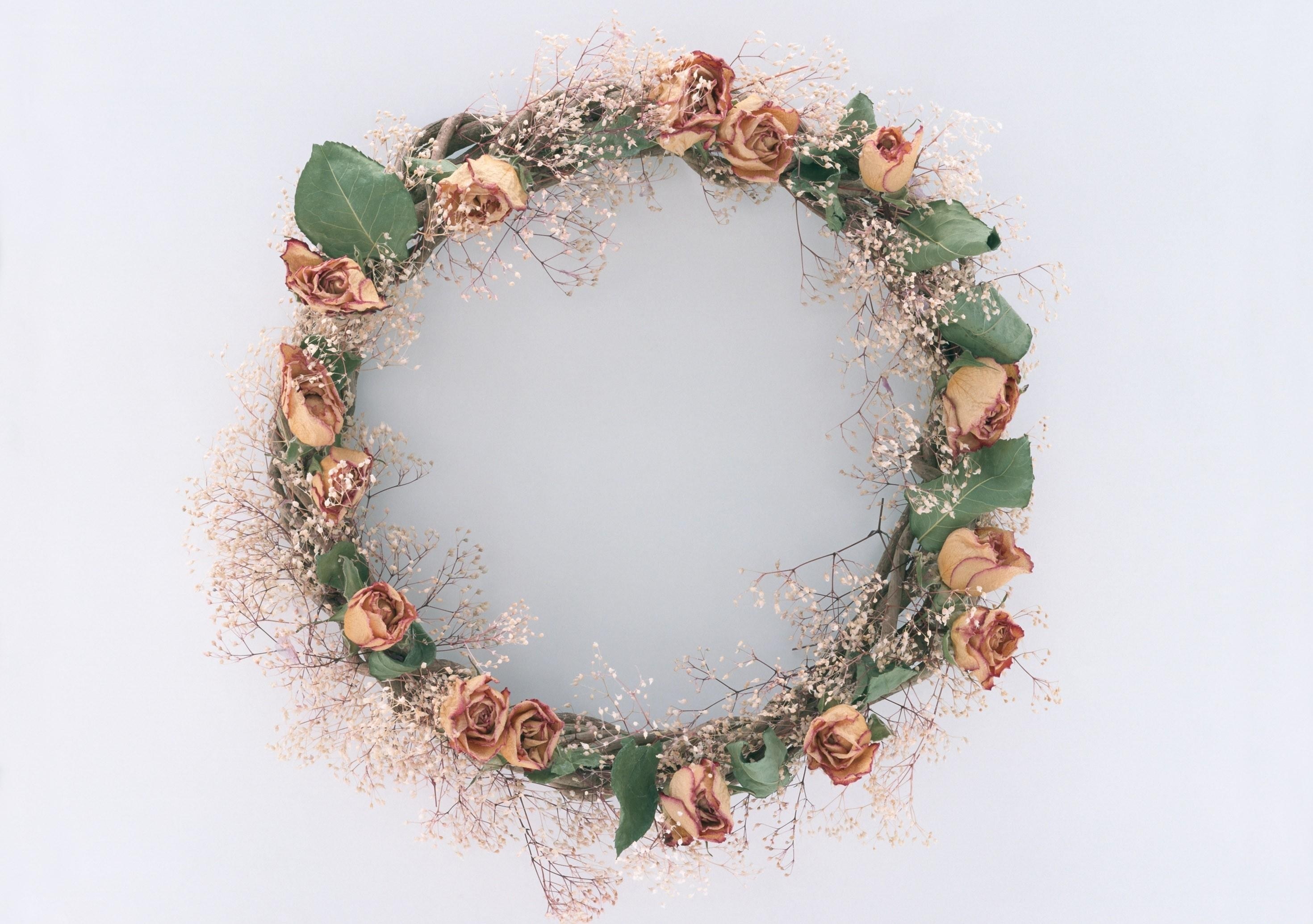 dried flower wreath