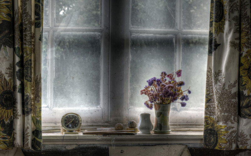 Dried Flowers in Vase — White