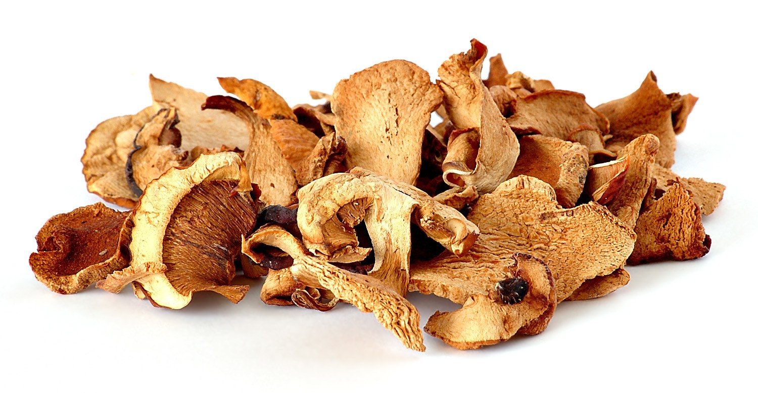 dried mushrooms pile