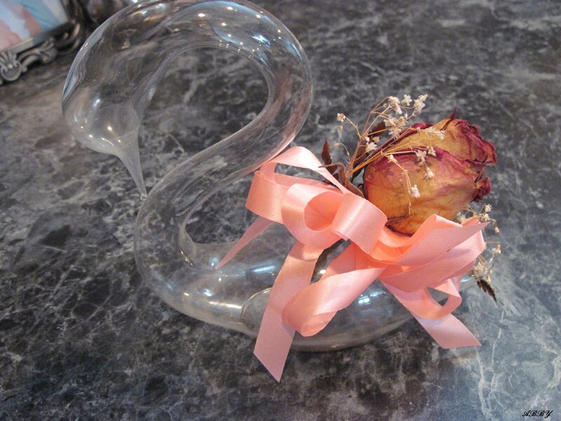 Dried Rose in Swan Vase
