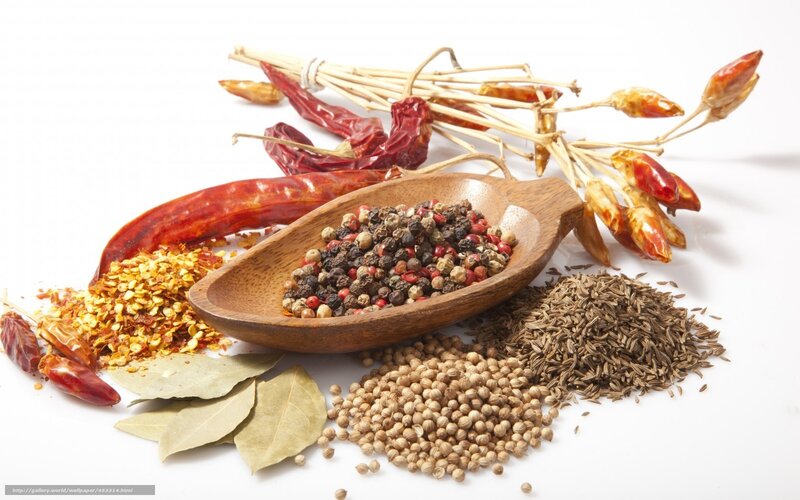Dried Spices and Herbs — Brown