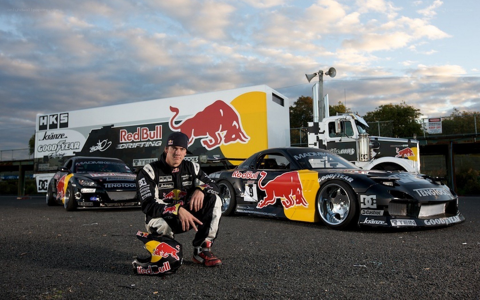 Drifter with race cars