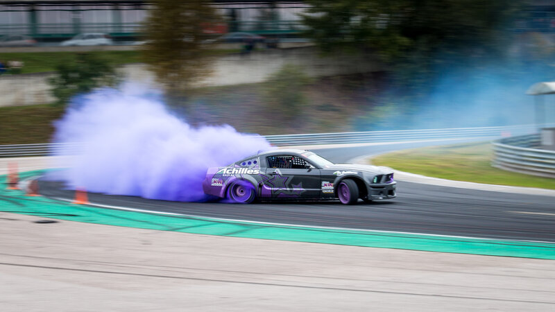 Drifting Race Car — Purple, Dynamic