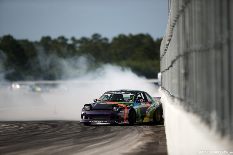 Drifting Race Car — Purple