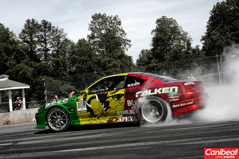 Drifting Race Car — Red