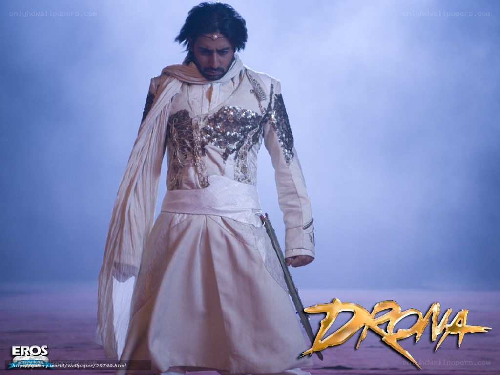 Drona movie character scene