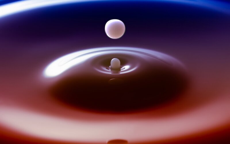 Droplet Falling into Liquid — Blue