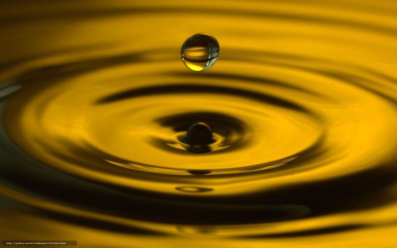 Droplet Falling into Liquid — Yellow