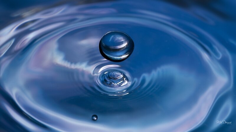 Droplet Falling into Water — Blue, Calm