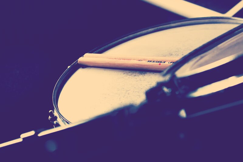 Drum with Drumsticks — Purple