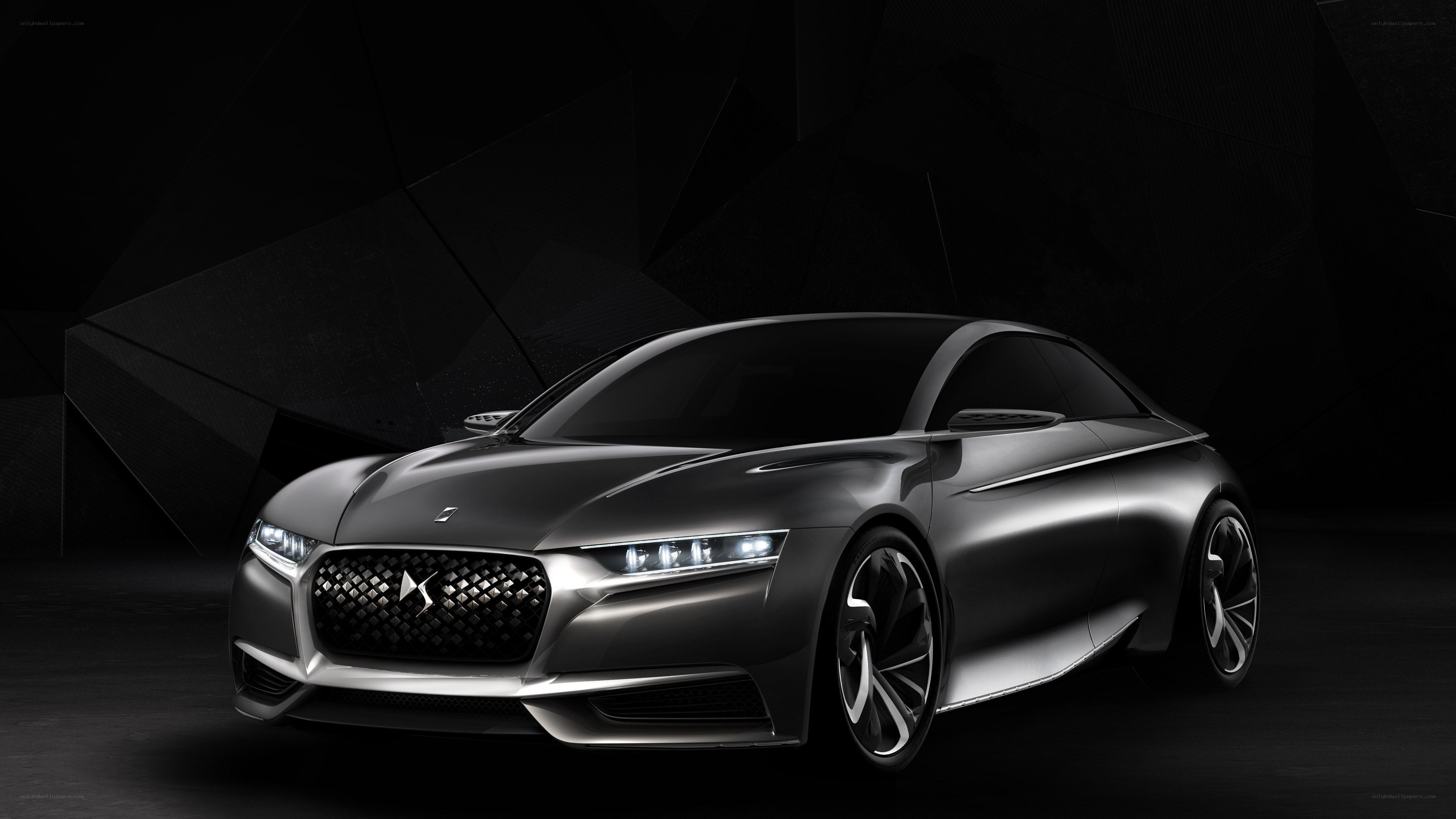 DS E-Tense Concept Car