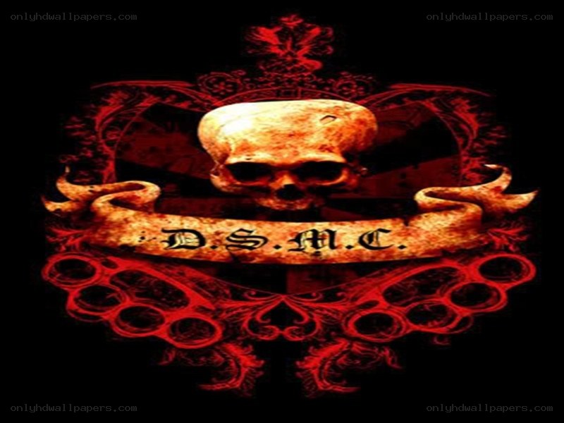 DSMC logo with skull and brass knuckles