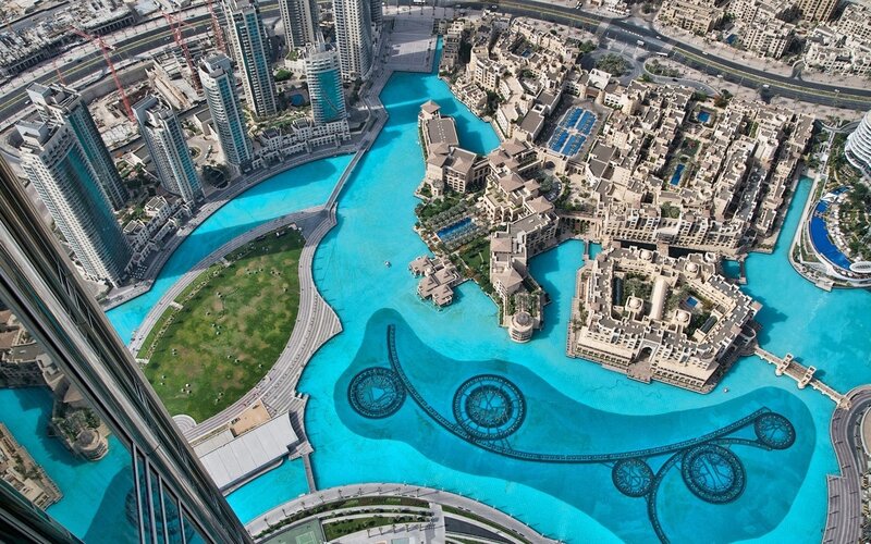 Dubai Fountain aerial view