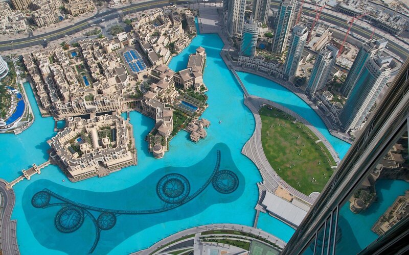 Dubai fountain aerial view
