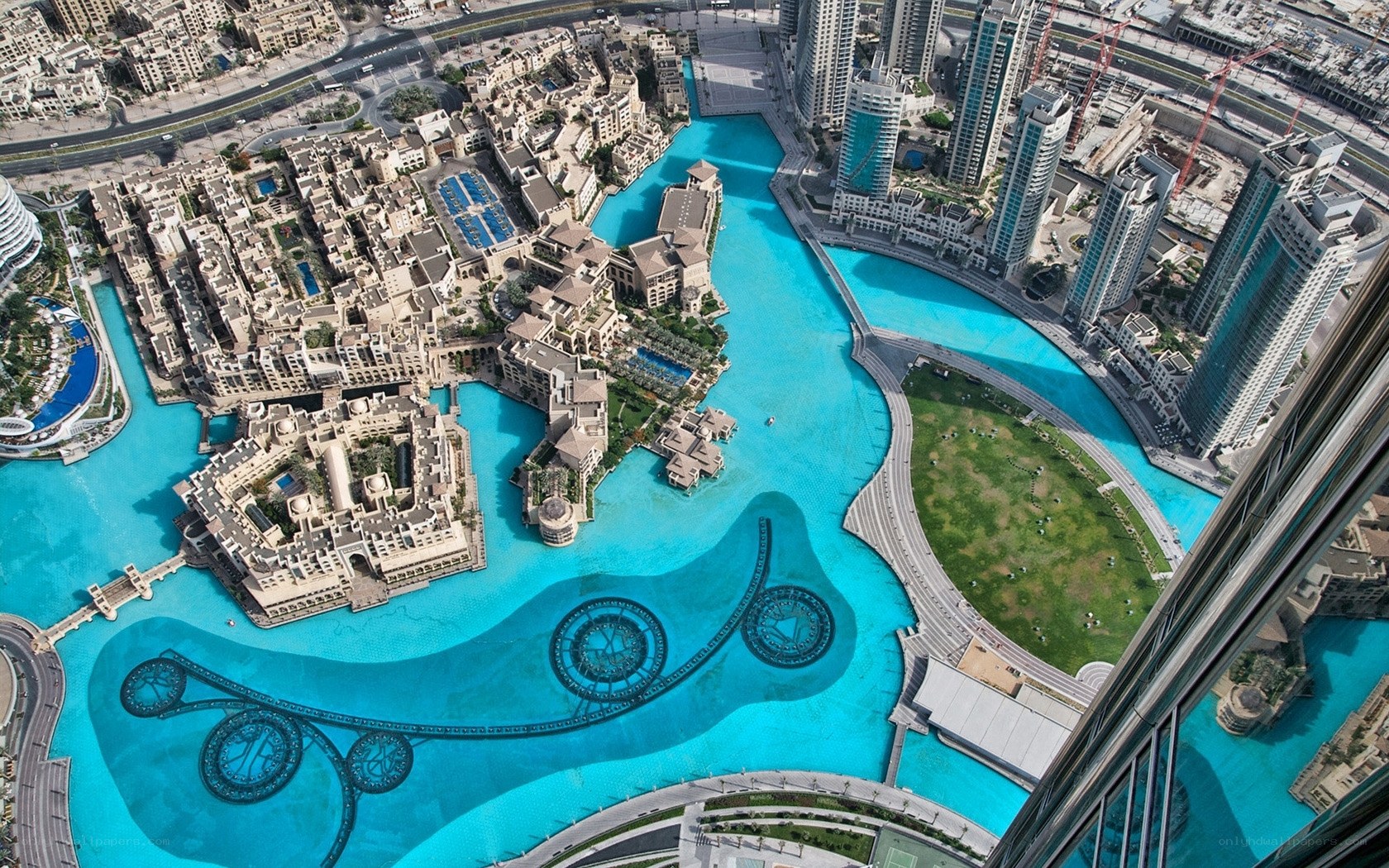 Dubai Fountain aerial view