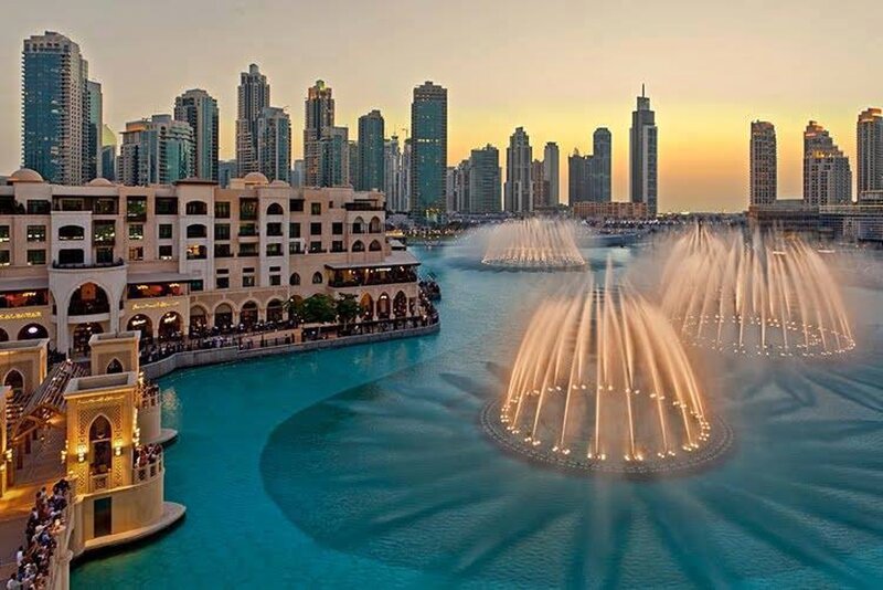 Dubai Fountain at Dusk