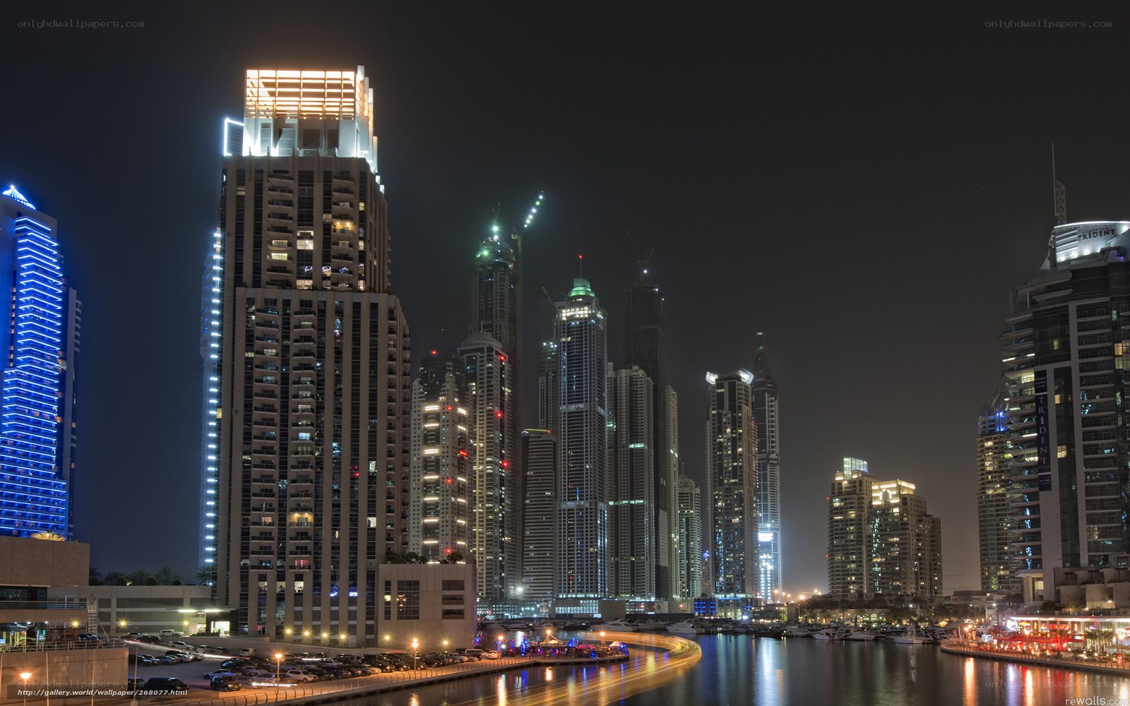 Dubai Marina at night