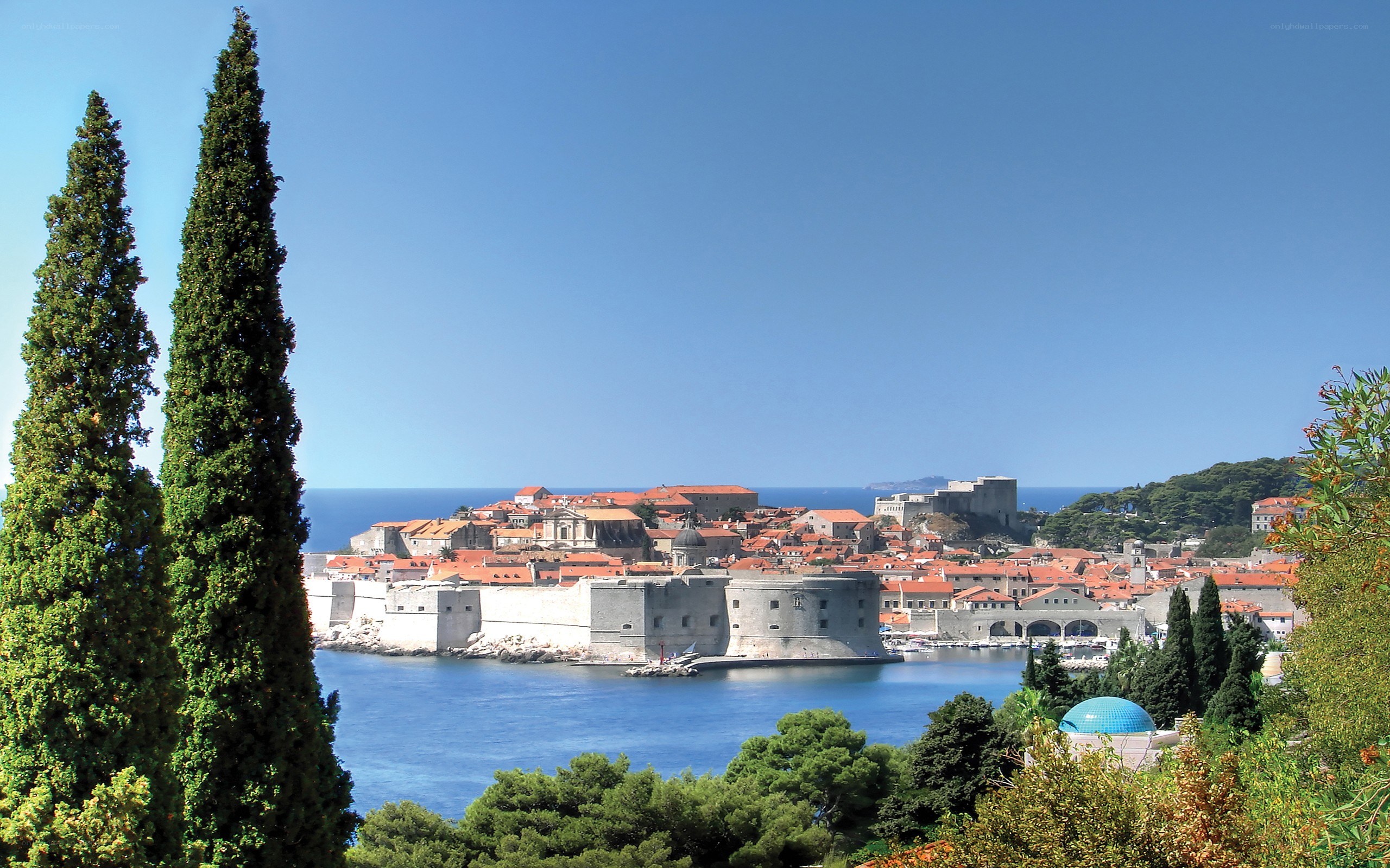 Dubrovnik old town view