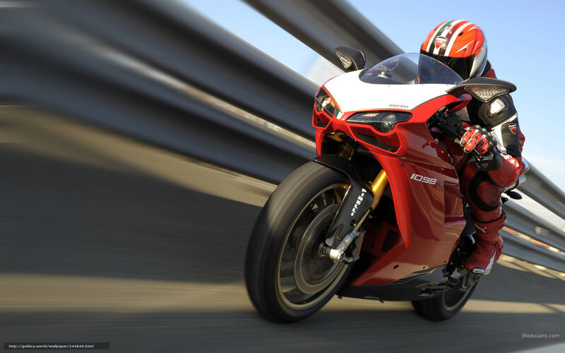 Ducati 1098 in motion