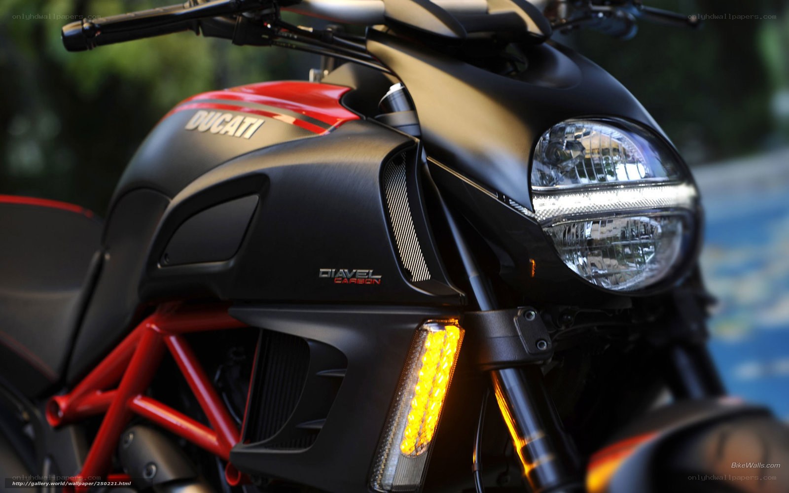 Ducati Diavel Carbon motorcycle