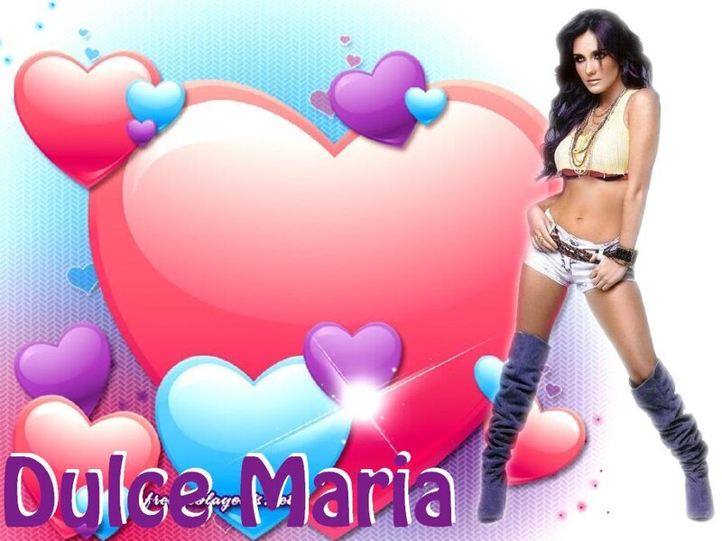 Dulce Maria with hearts