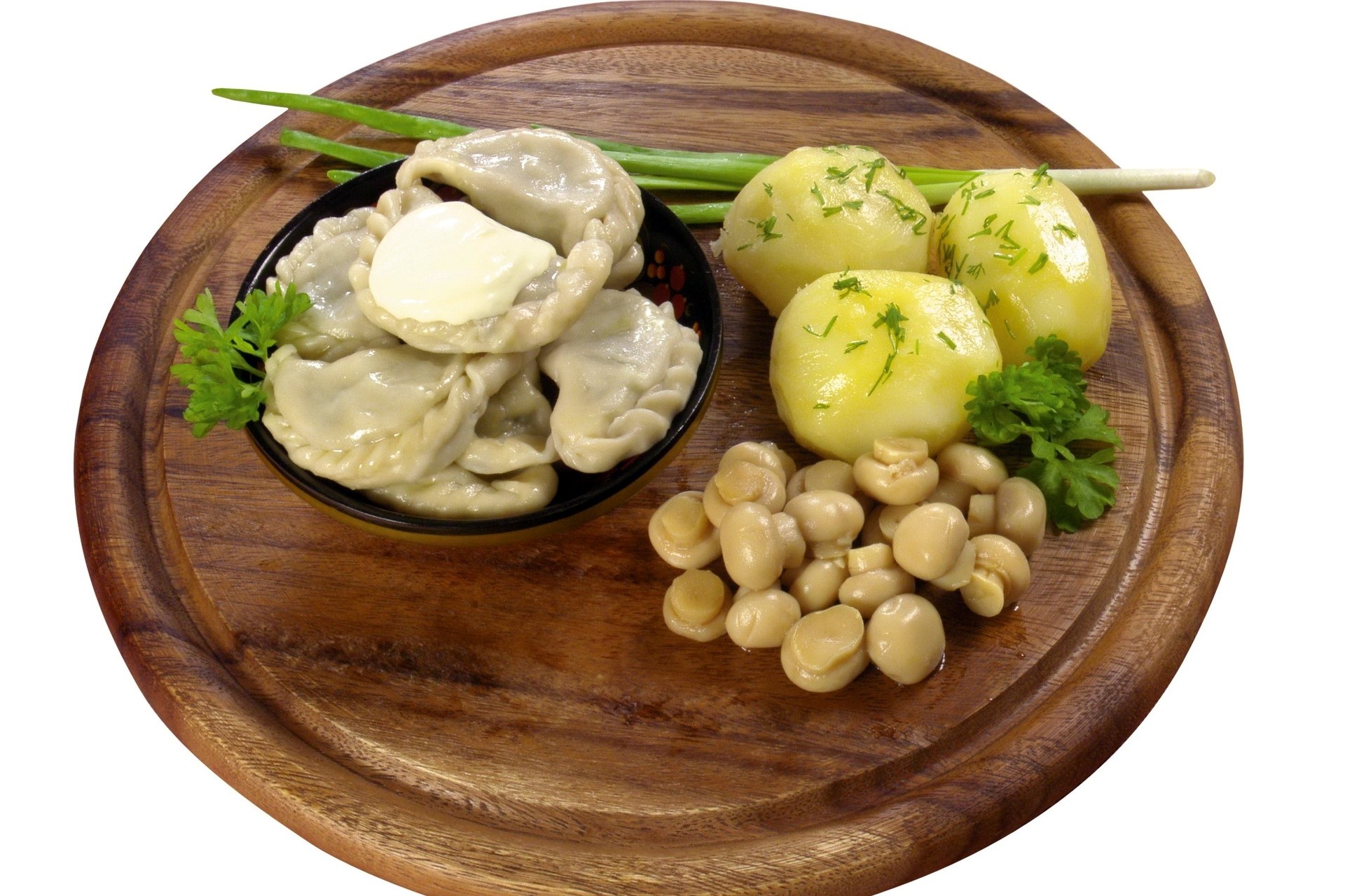 Dumplings with potatoes and mushrooms