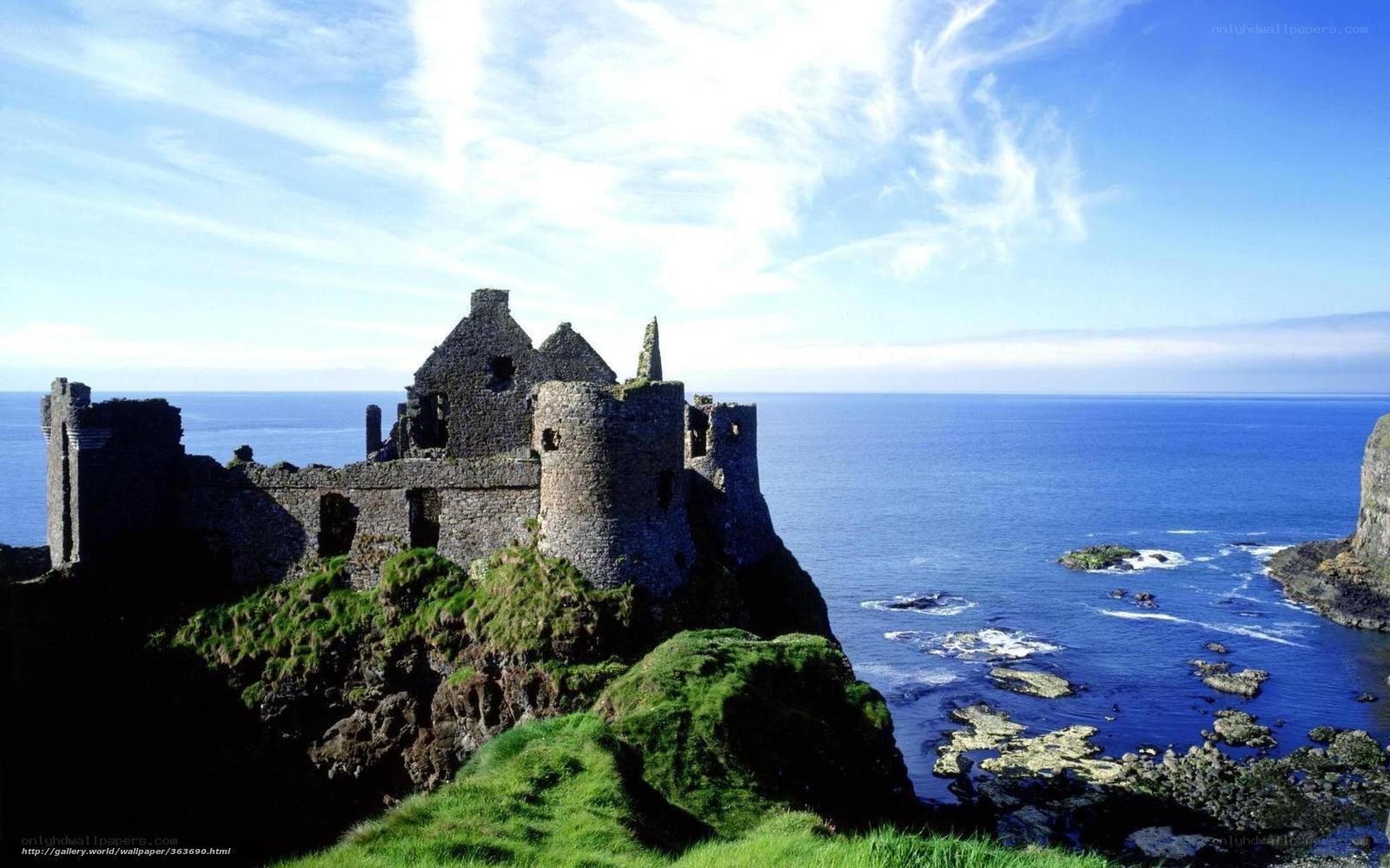 Dunluce Castle ruins