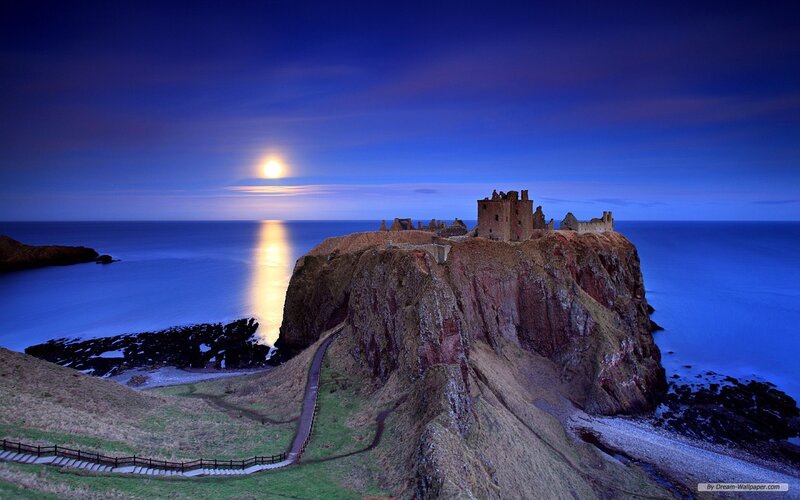 Dunnottar Castle at Night — Blue